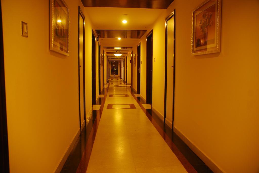 Hassan Ashok Hotel Luaran gambar