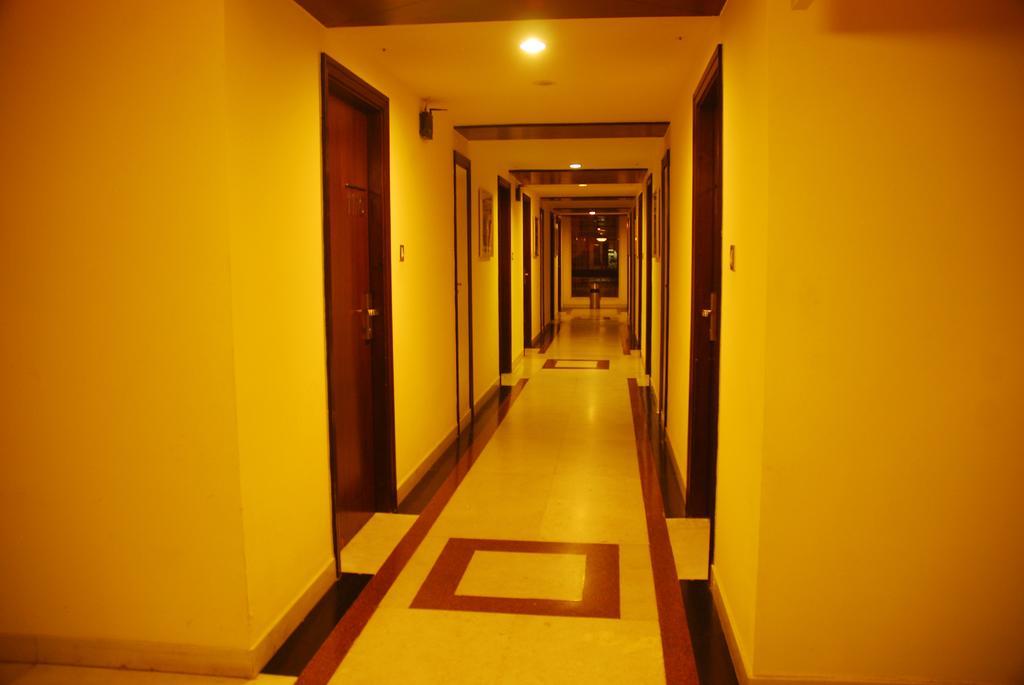 Hassan Ashok Hotel Luaran gambar