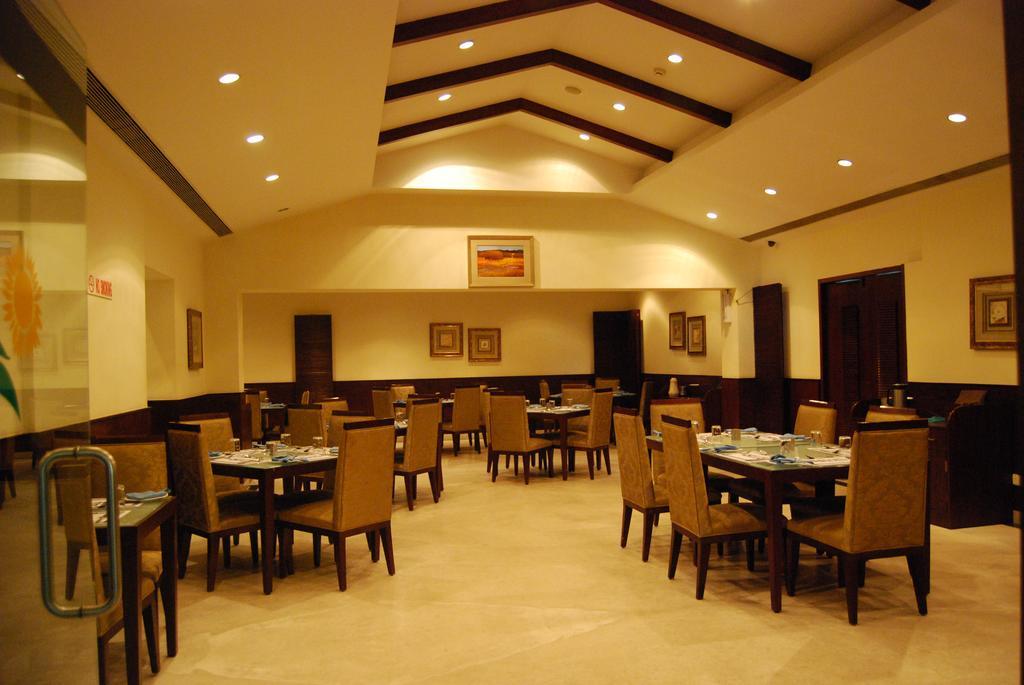 Hassan Ashok Hotel Luaran gambar